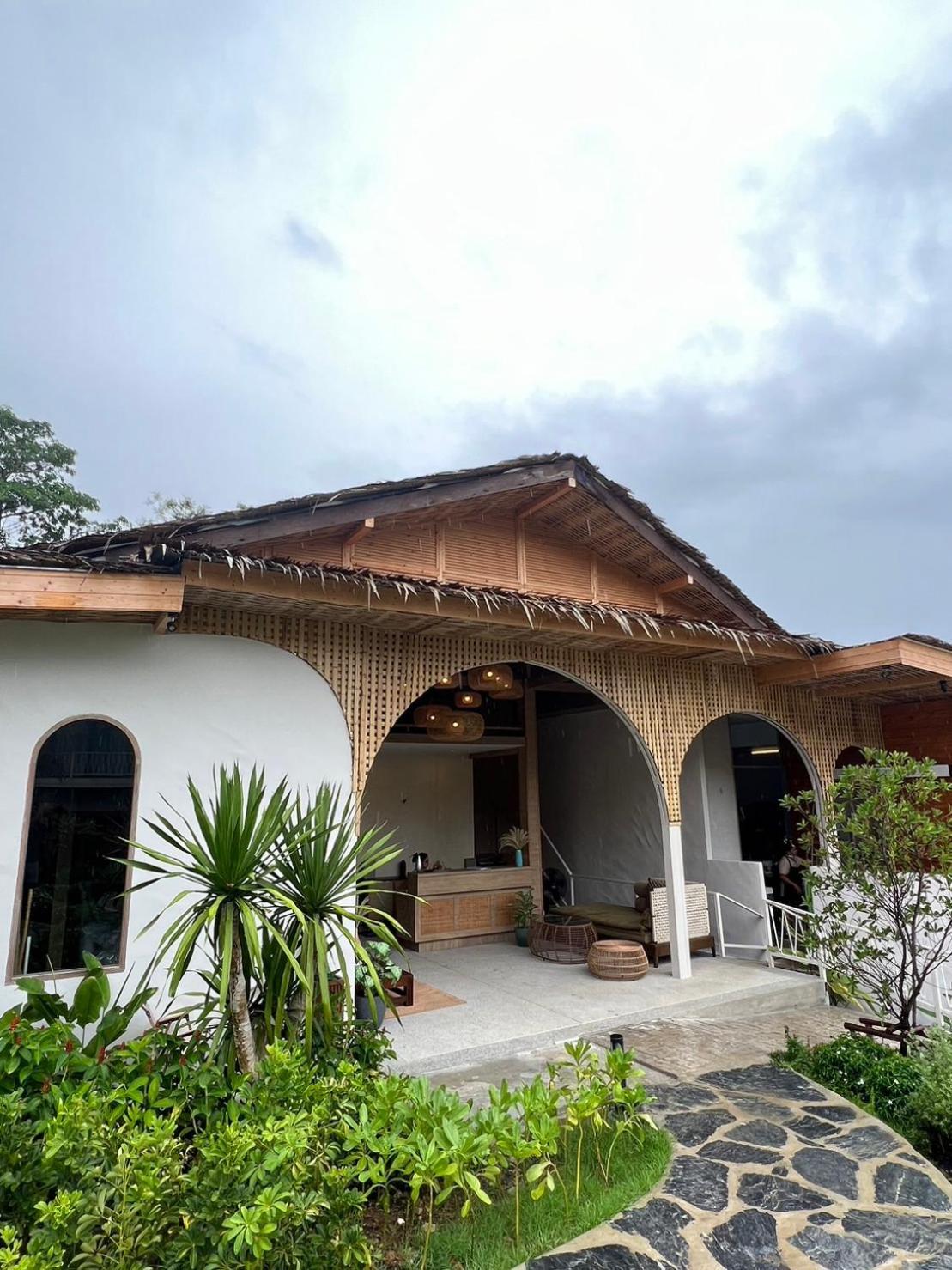 Le La Lake Resort And Spa Kaeng Kachan Camera foto