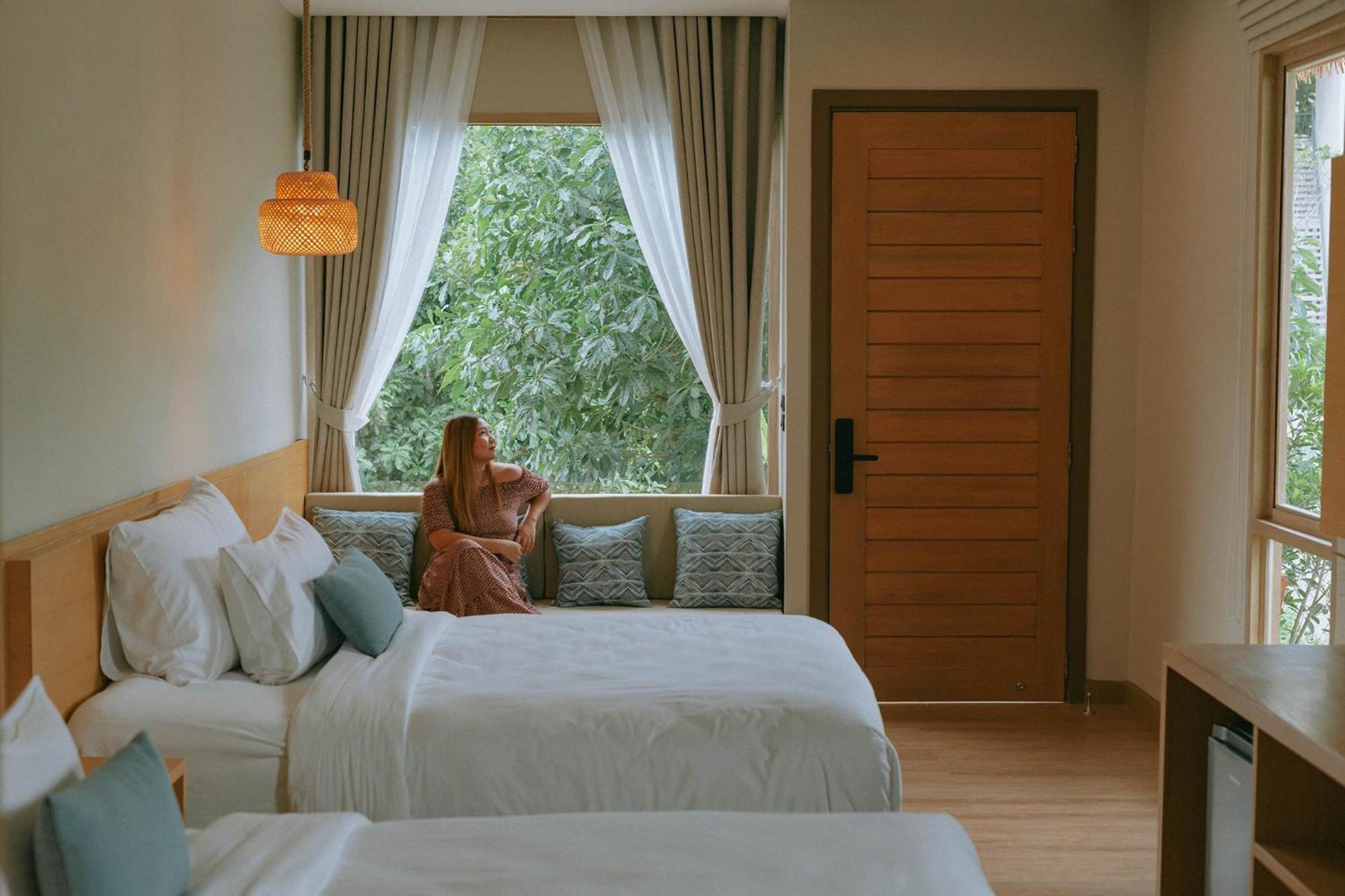 Le La Lake Resort And Spa Kaeng Kachan Esterno foto
